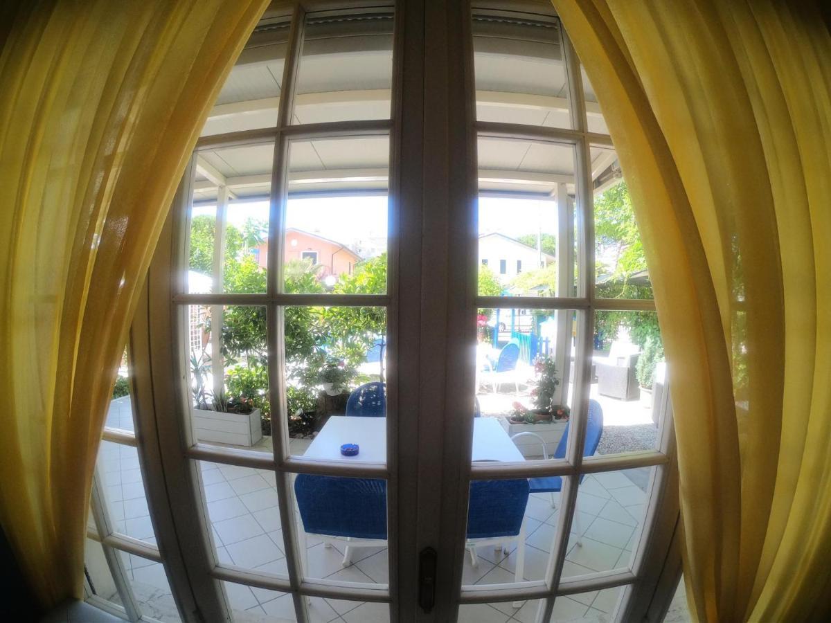 Splendid B&B Milano Marittima Exterior photo